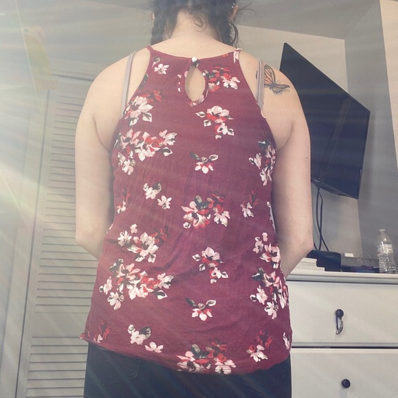 shirt - Picture 2 of 2